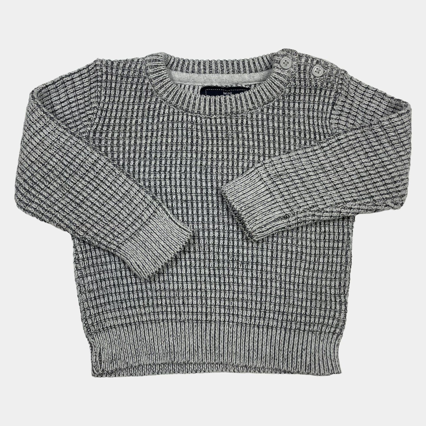 Grauer Strickpullover mit Knöpfen auf der Schulter, Größe 6-9 Monate. – front