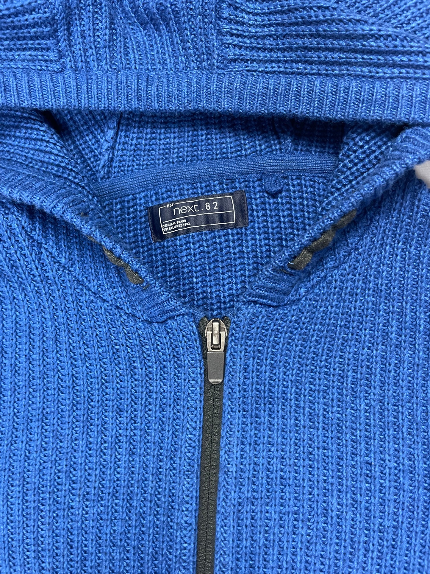 Blaue Strickjacke mit Kapuze für 12 Jahre (ca. 152 cm) – zip
