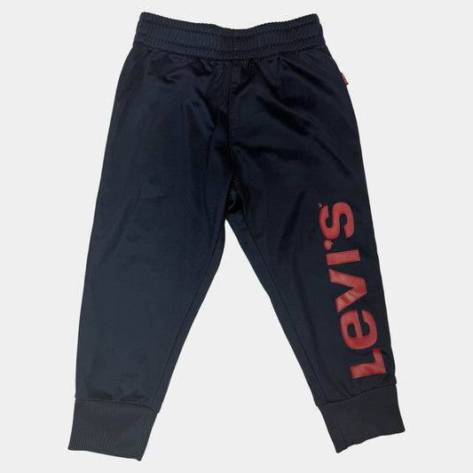 Dunkelblaue Levi’s Kinder-Sporthose mit rotem Logo-Print und Rippbündchen – front