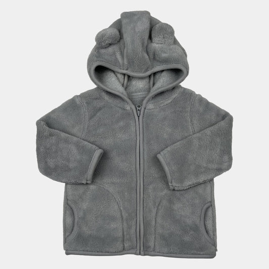 Graue Fleecejacke mit niedlicher Ohrenkapuze für Babys – front