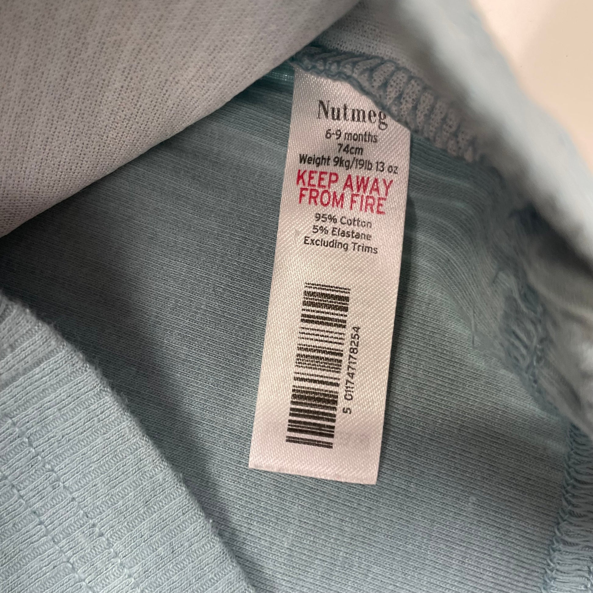 Blaues Langarmshirt mit Bären-Motiv und Schriftzug 