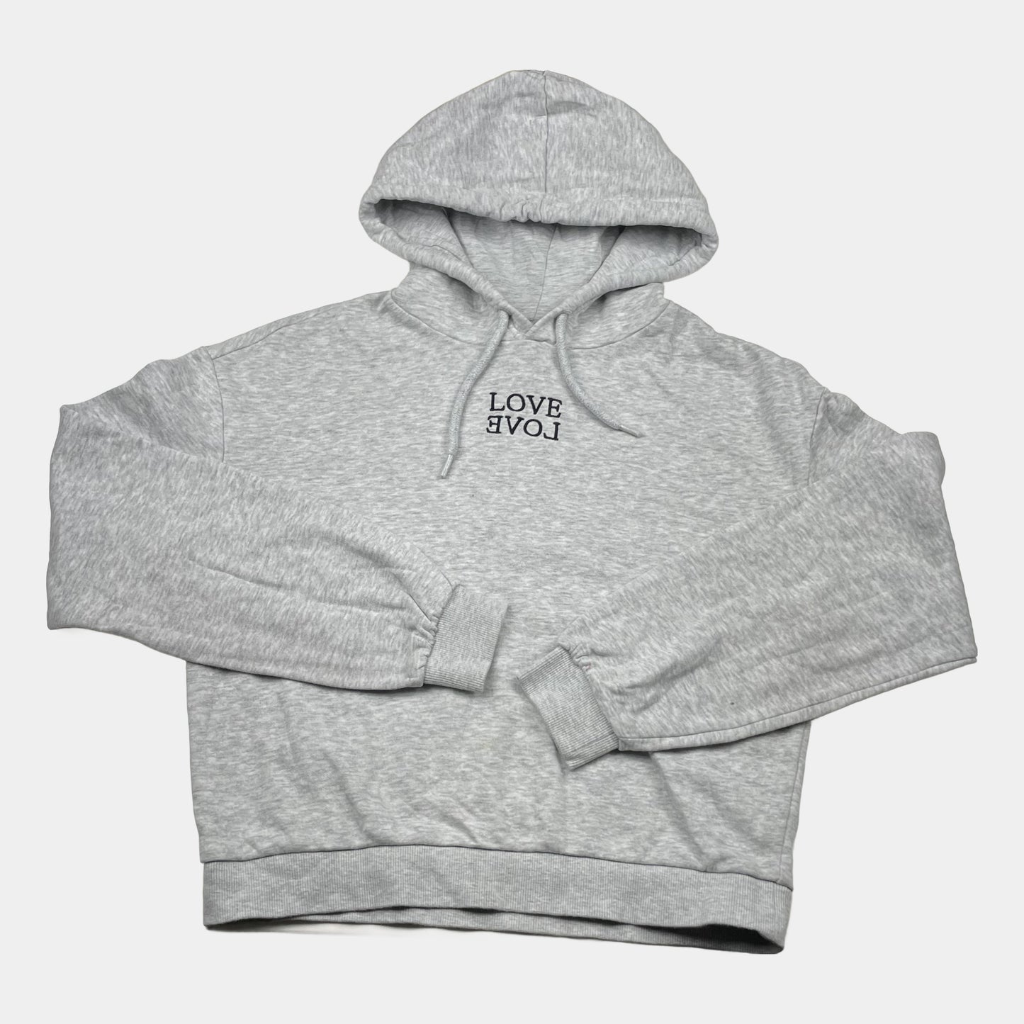 Grauer Kapuzenpullover mit LOVE-Aufdruck in Größe XS – front