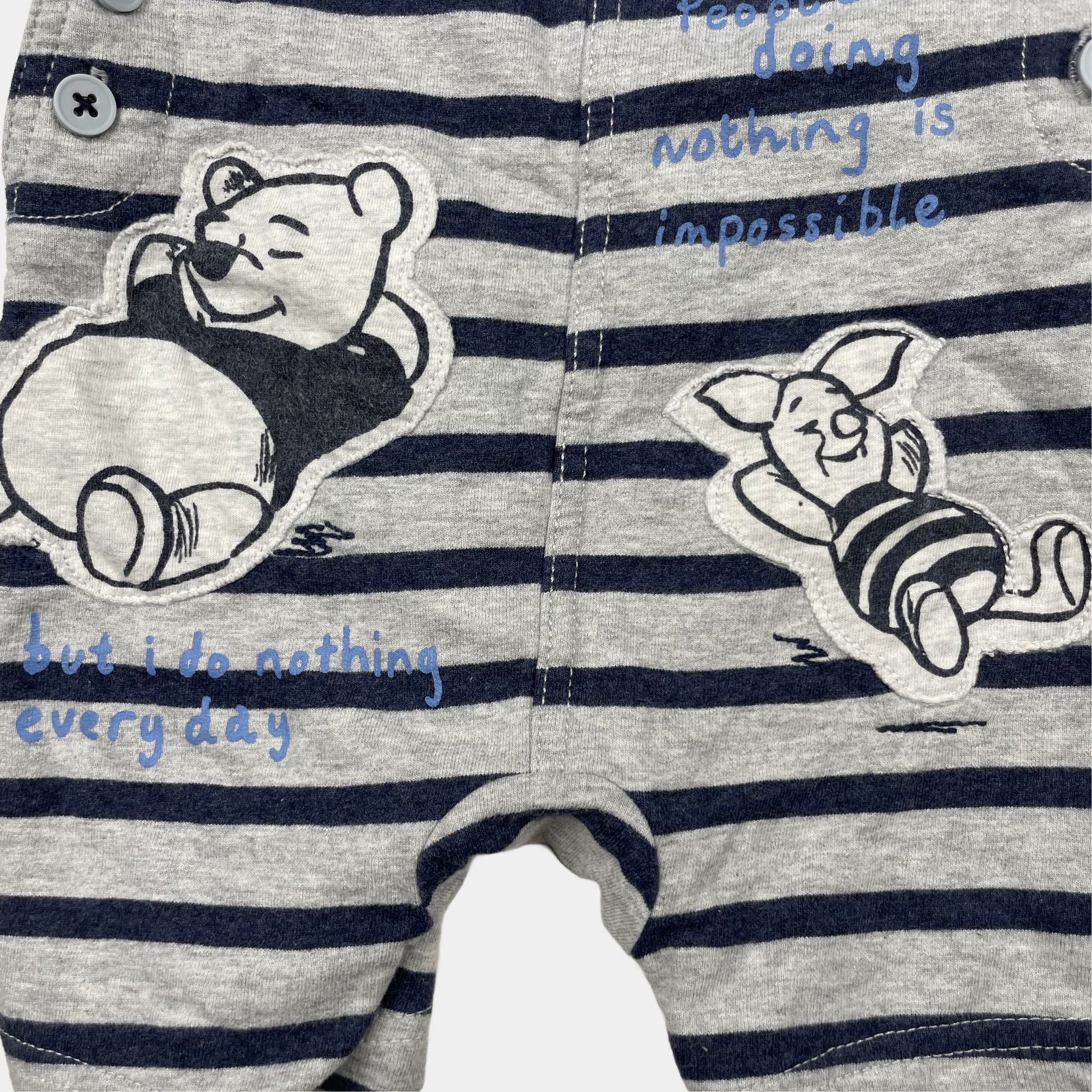 Gestreifter Overall mit Bären und Piglet für Babys – fabric