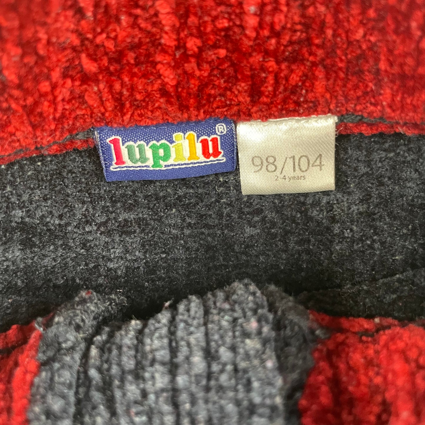 Schwarzer Lupilu Kinderpullover mit Tiermotiv und Knopfleiste – label