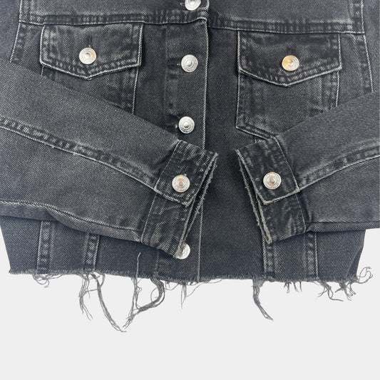 Schwarze Denim-Jacke für Kinder mit Fransen, Größe 10-11 Jahre – detail