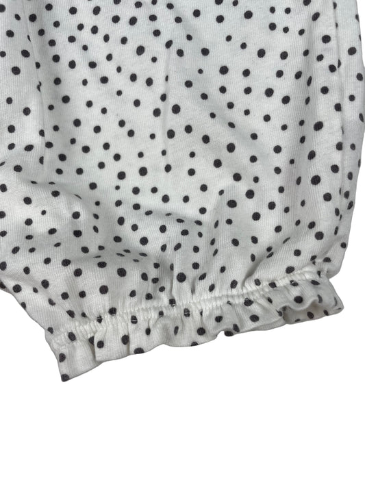 Weißer Romper mit schwarzen Punkten von F&F, Größe 3–6 Monate