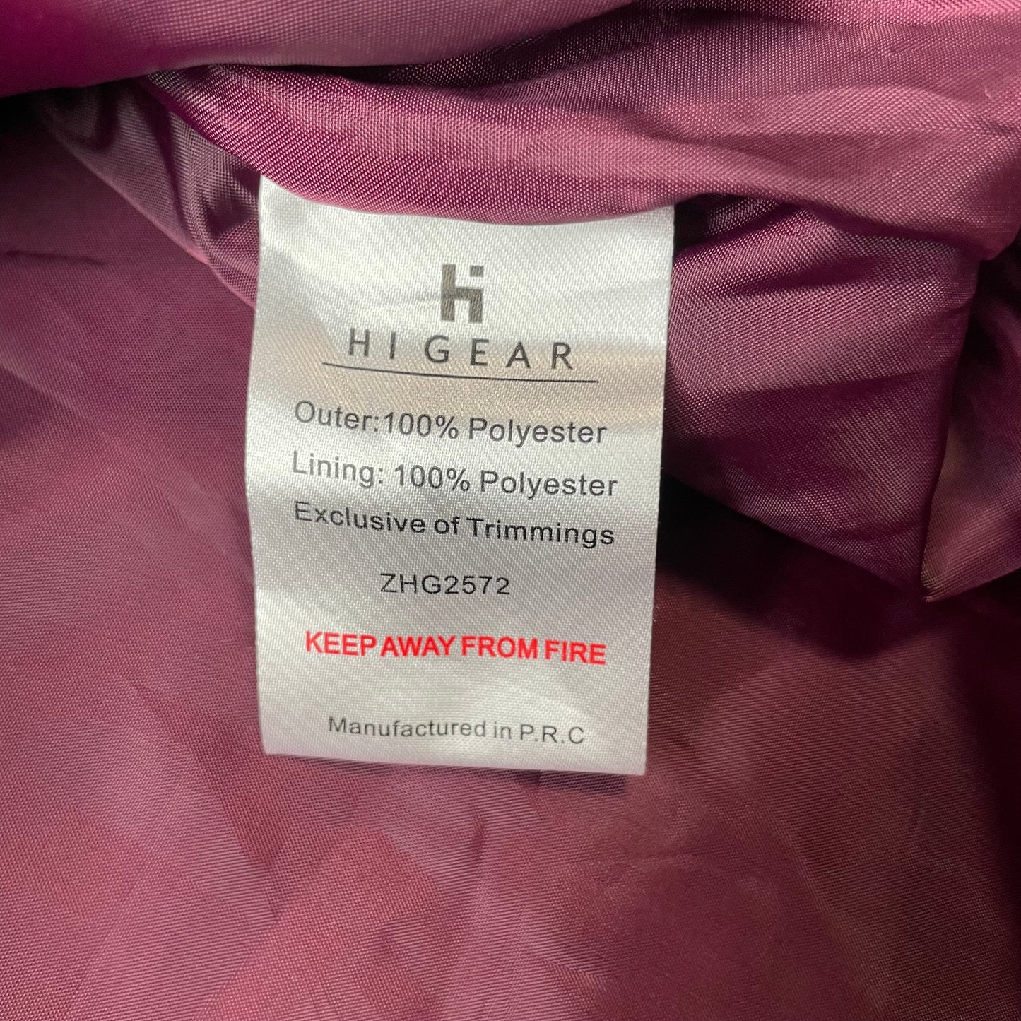 Lila wasserfeste Jacke von Hi Gear in Größe UK 8/EU 36, ideal für kühles Wetter. – tag