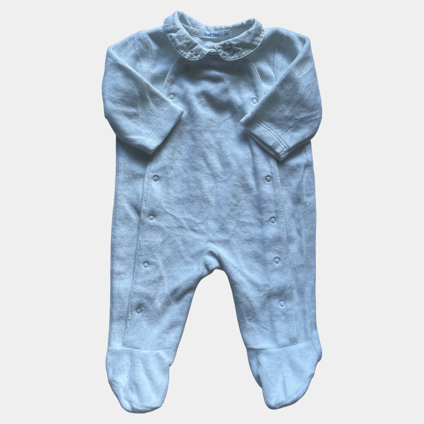 Weißer Overall aus Baumwolle mit Druckknöpfen und feinem Kragenmuster – front