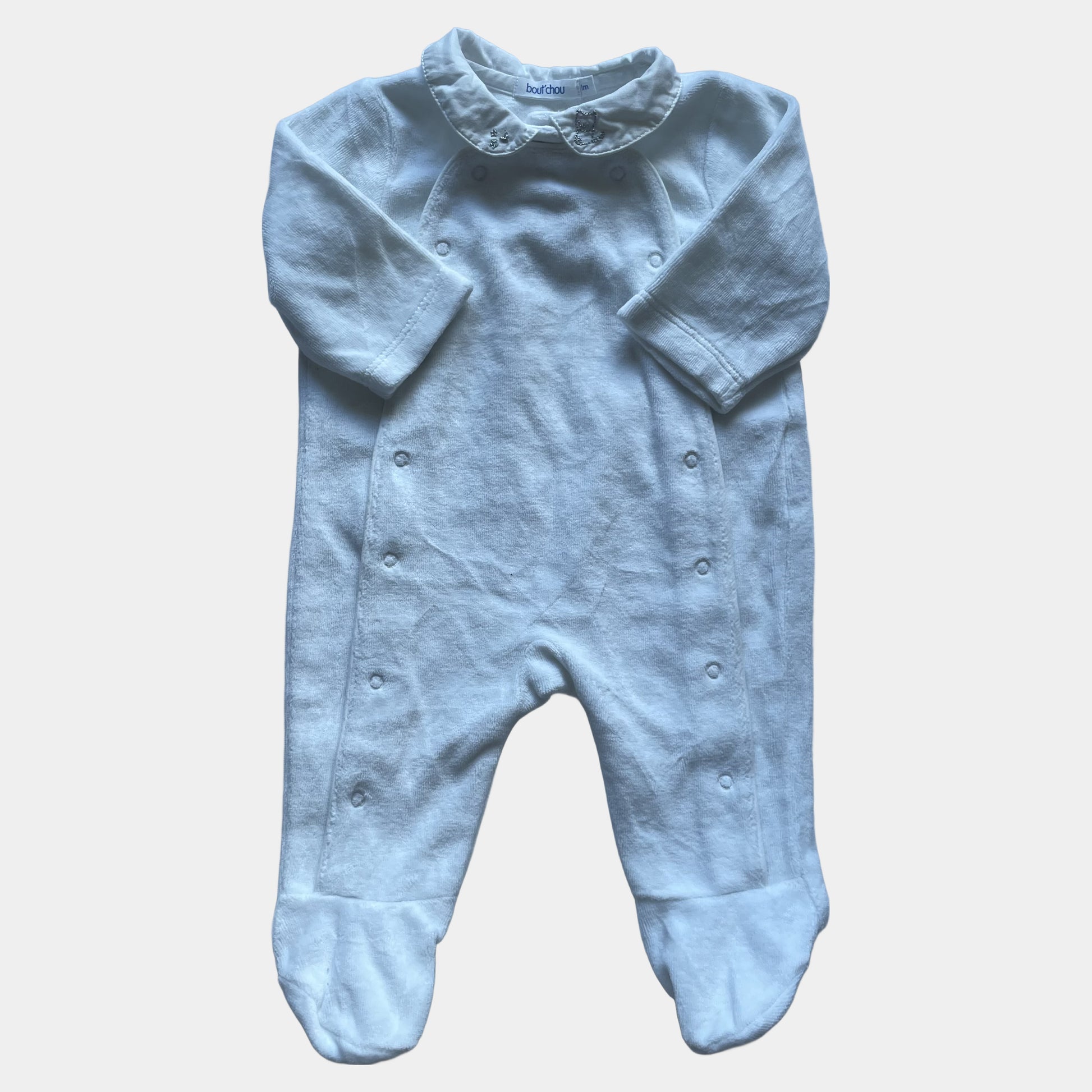 Weißer Overall aus Baumwolle mit Druckknöpfen und feinem Kragenmuster – front