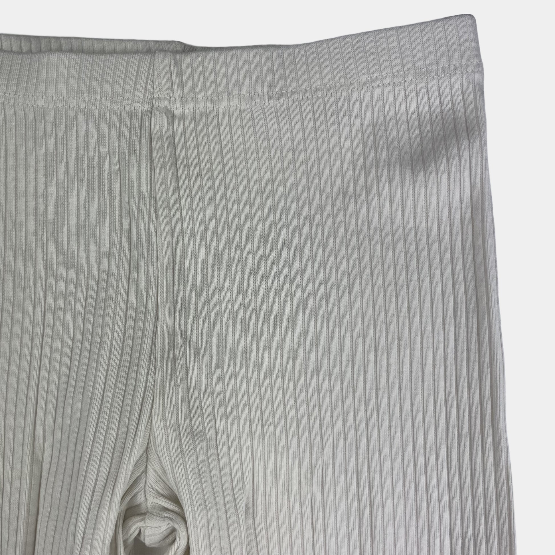 Weiße gerippte Leggings für Kinder von H&M, Größe 4-5 Jahre – detail