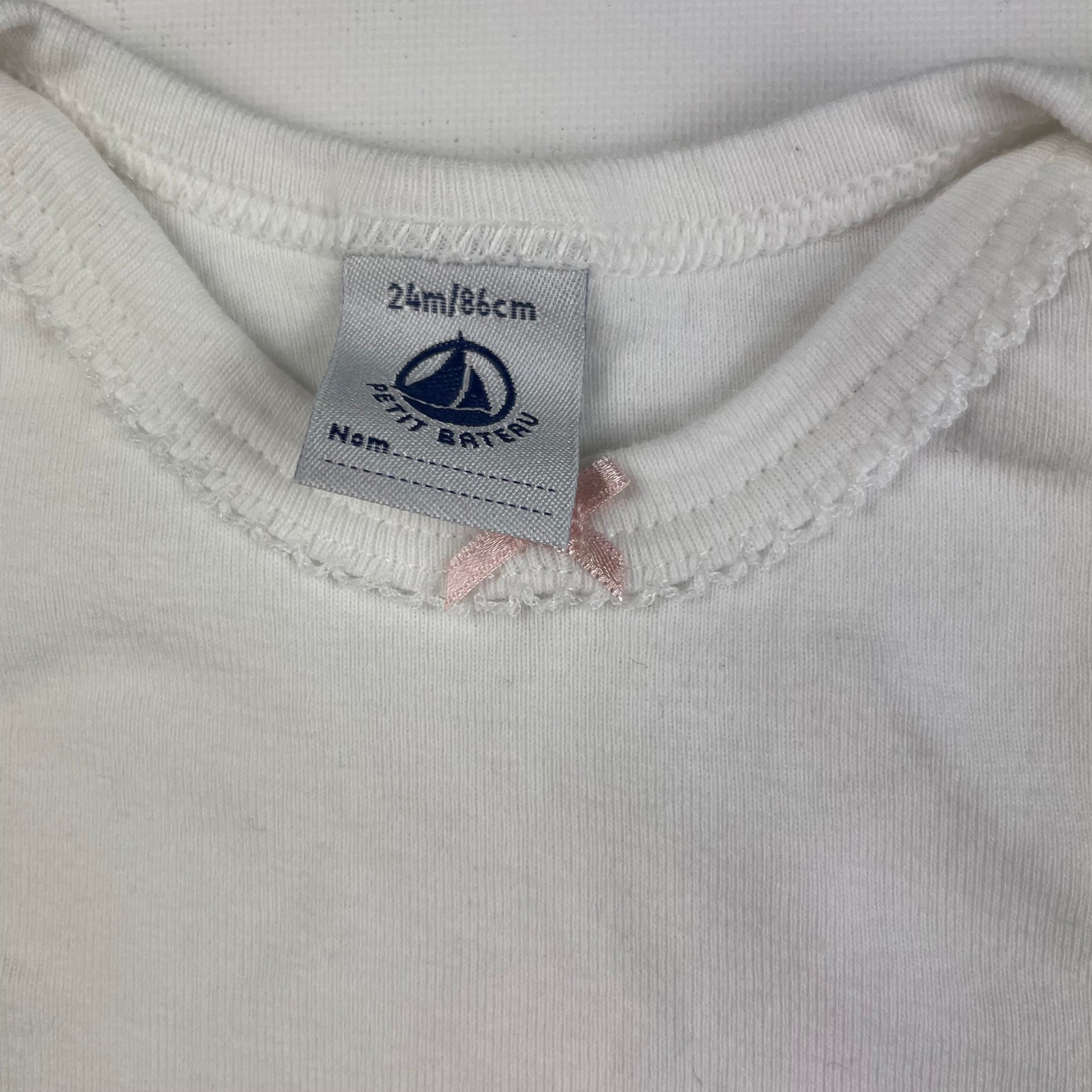 Weißer Langarm-Body aus Baumwolle, Größe 24m/86cm, Zustand sehr gut – label