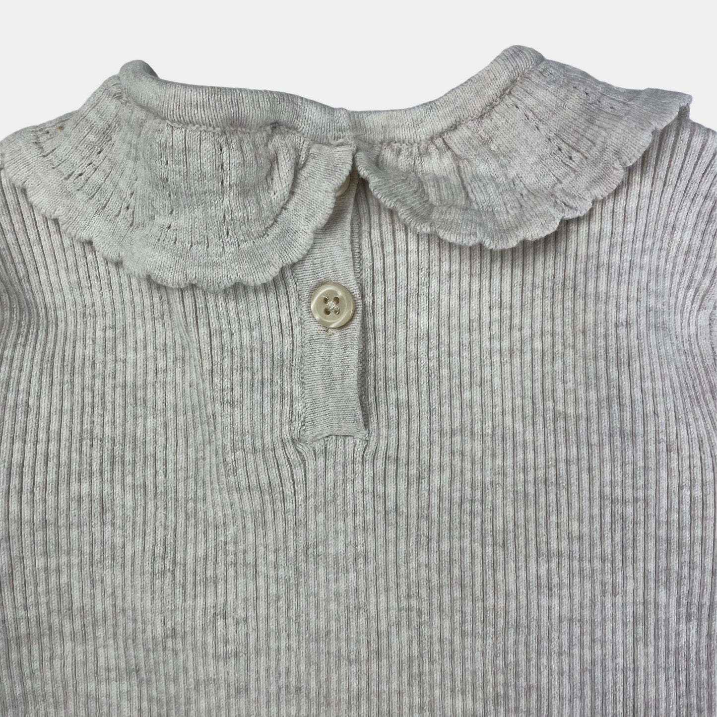 Beiger Baumwoll-Pullover mit Peter-Pan-Kragen, Größe 7 Jahre (ca. 122 cm) – back