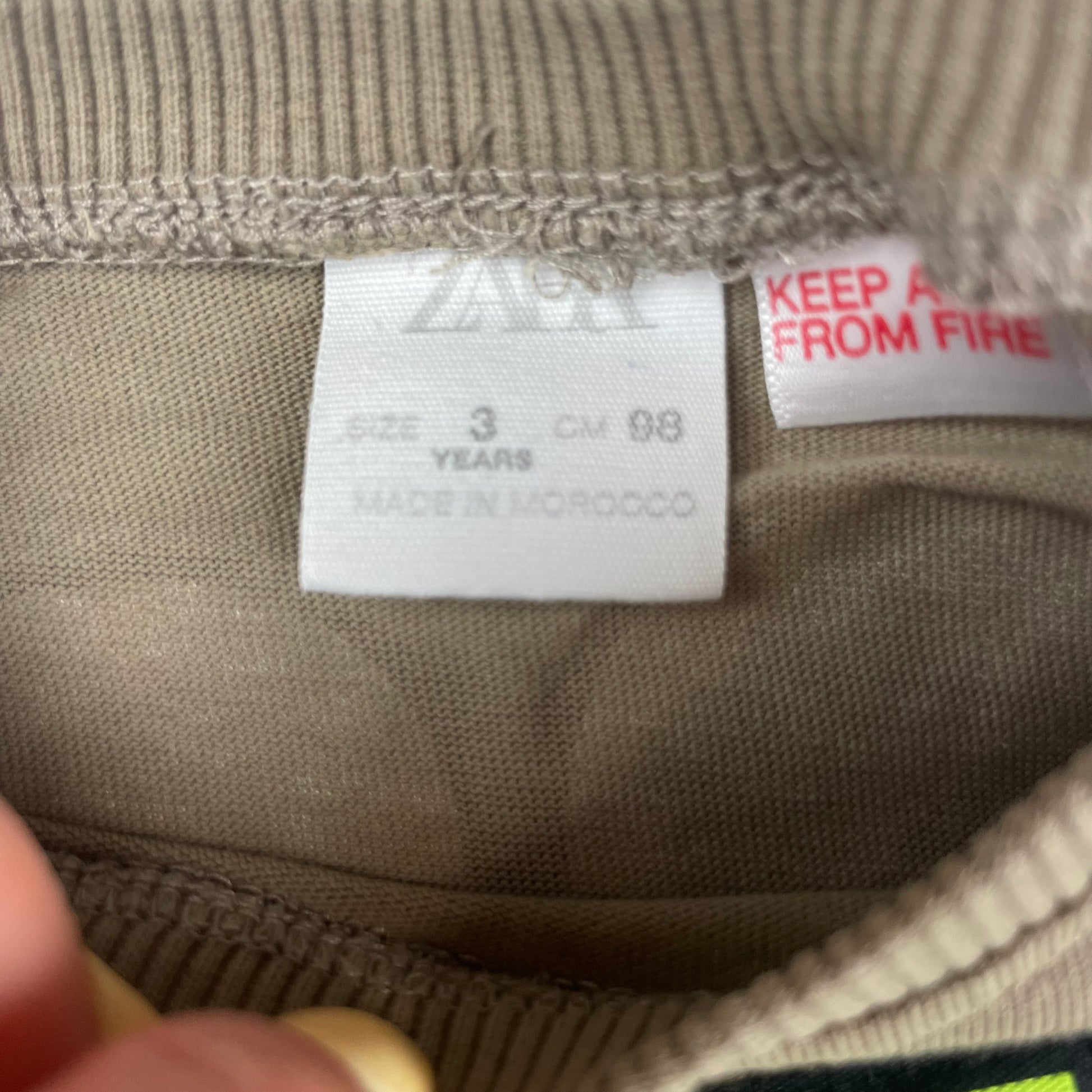 Beiger Pullover mit Snow-Team-Logo für Kinder – label