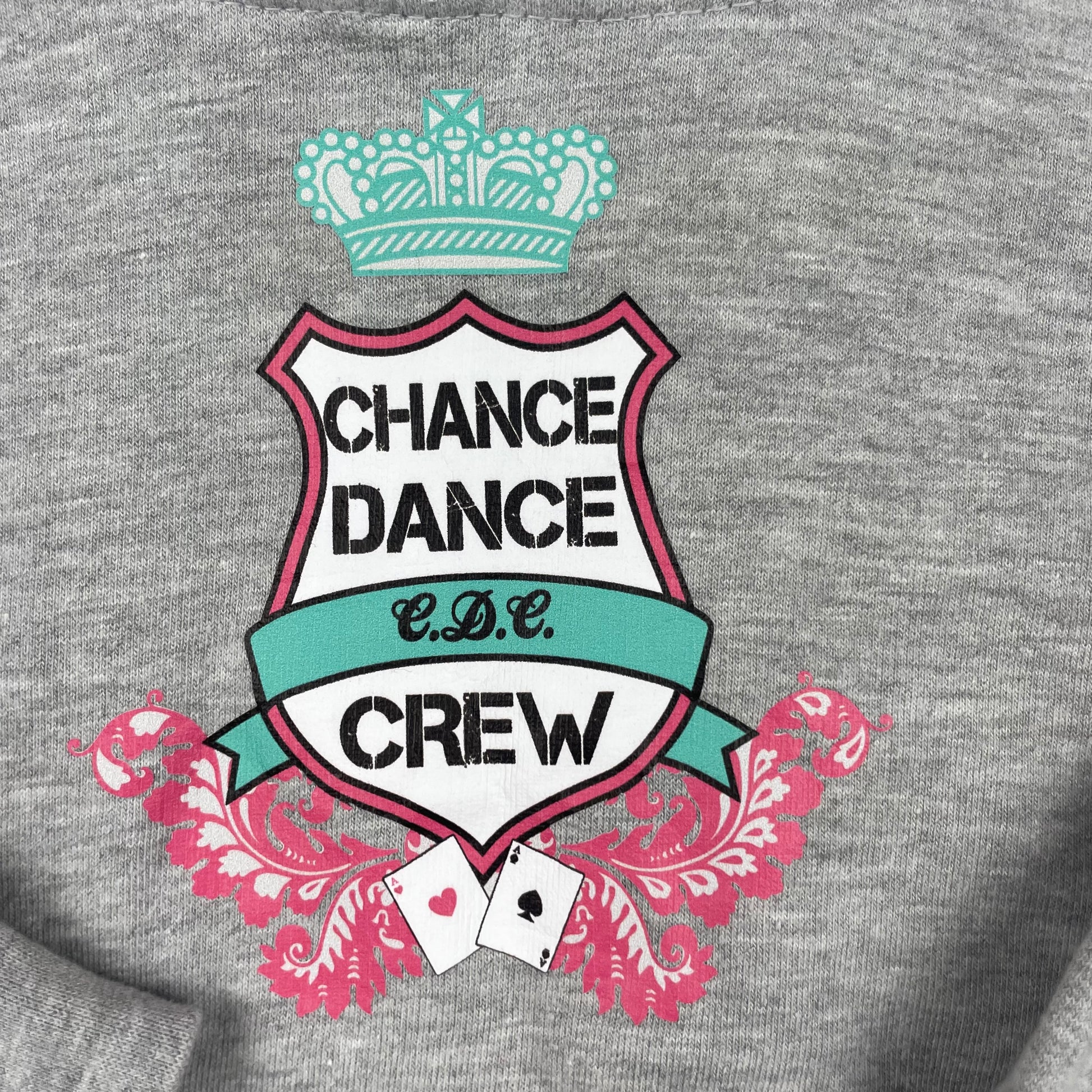 Graues Kinder-Hoodie mit Chance Dance Crew Aufdruck und AMBER-Rückenprint, Größe 5–6 Jahre