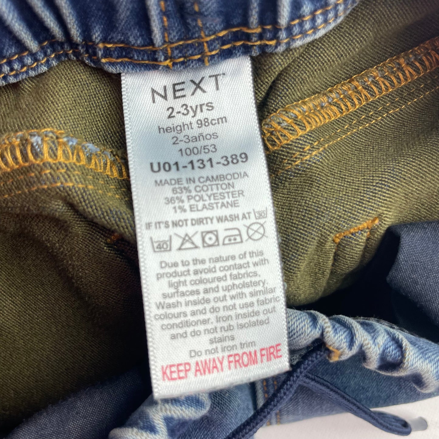 Blaue Jogginghose aus Denim mit elastischem Bund und Kordelzug – label